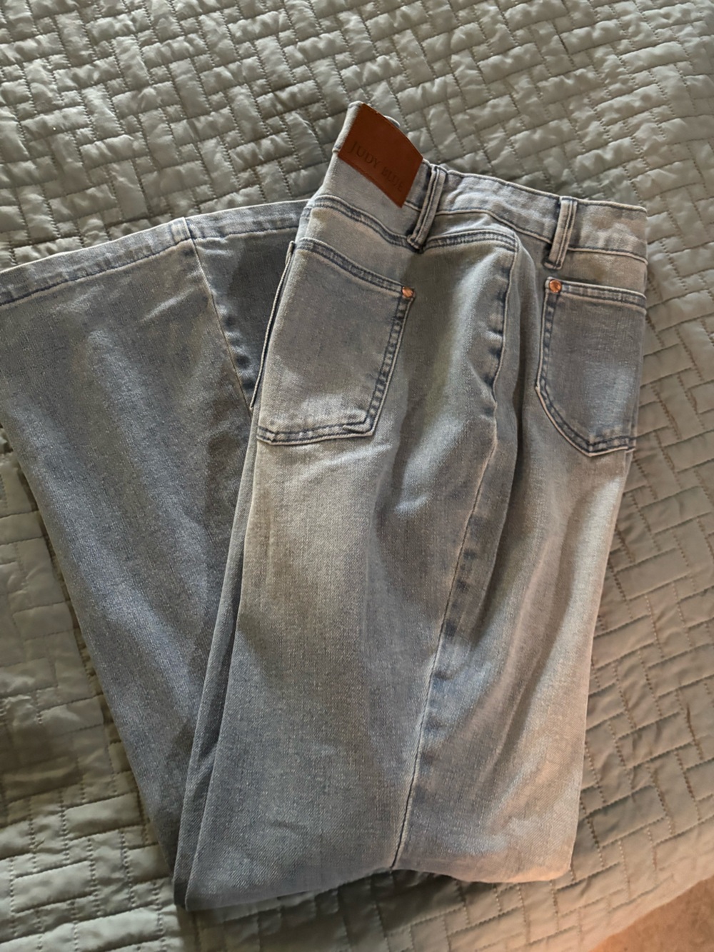 Judy Blue Light Wash Wide Leg Jeans